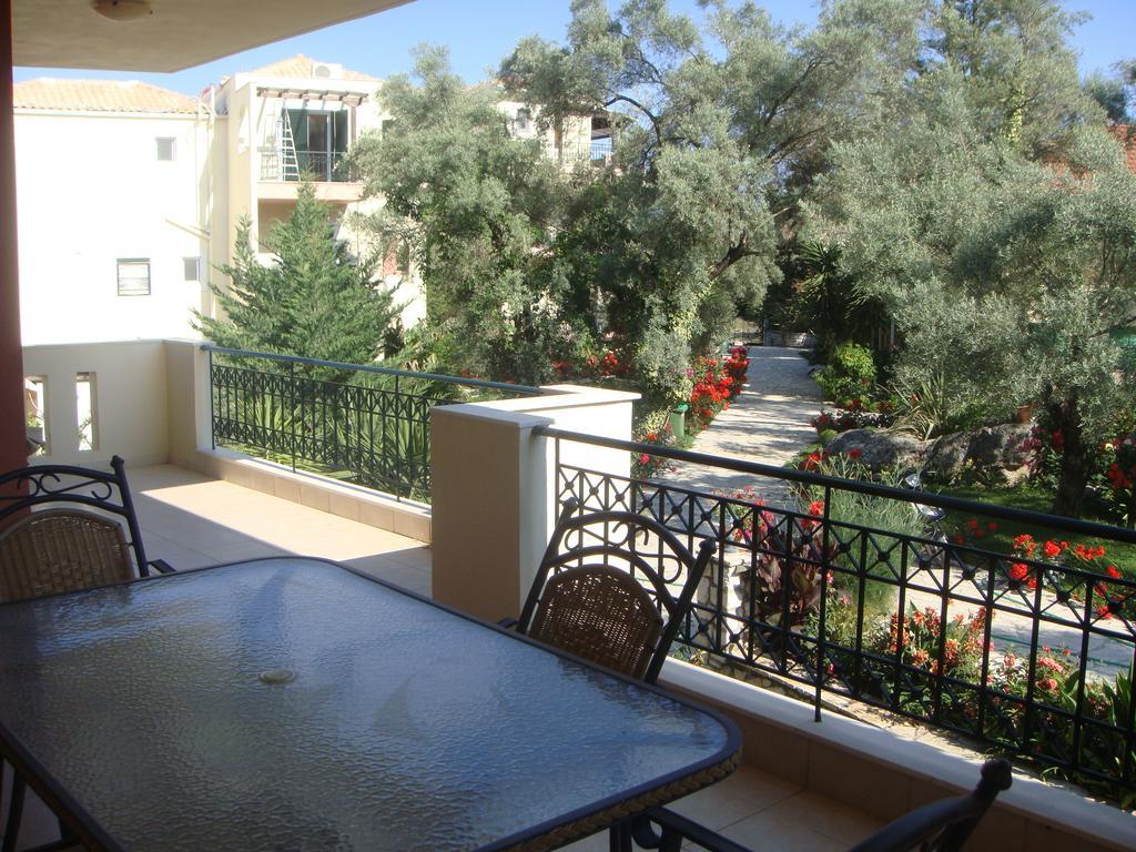 Philippos Hotel Apartments Nikiana Luaran gambar