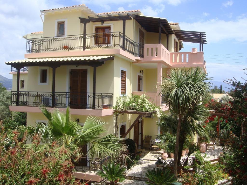 Philippos Hotel Apartments Nikiana Luaran gambar