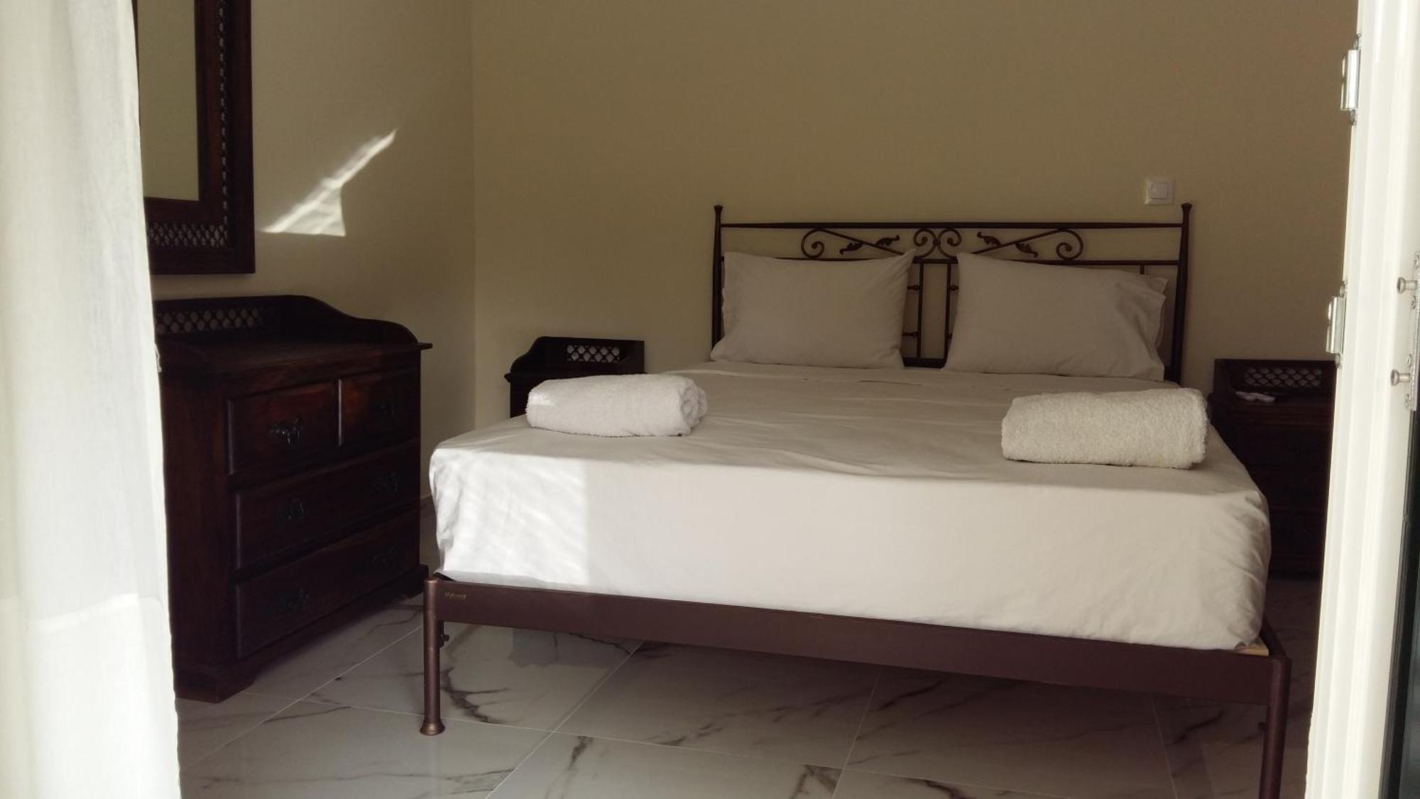 Philippos Hotel Apartments Nikiana Luaran gambar