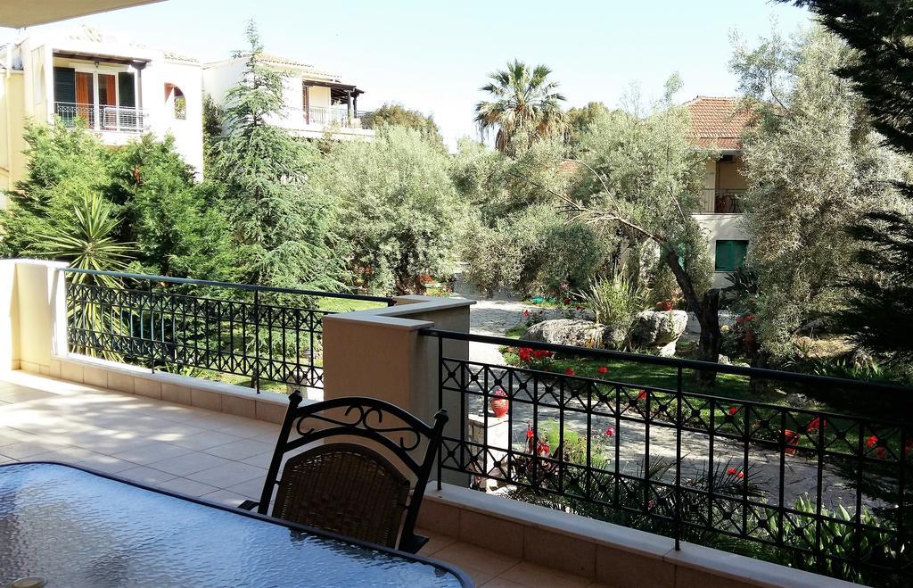 Philippos Hotel Apartments Nikiana Luaran gambar