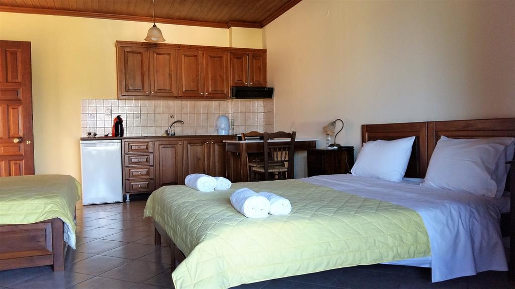 Philippos Hotel Apartments Nikiana Luaran gambar