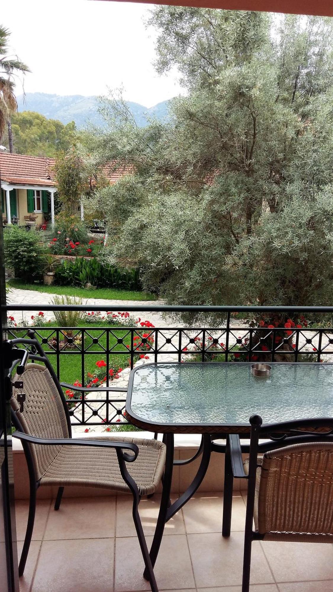 Philippos Hotel Apartments Nikiana Luaran gambar